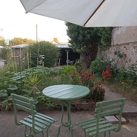 Maison Et Jardin Avec Entrée Indépendante Hébergement de vacances