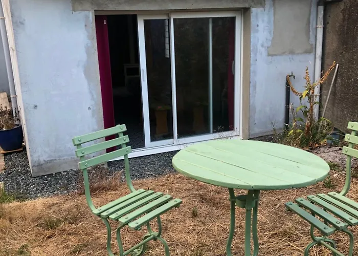Hébergement de vacances MAISON et jardin avec entrée indépendante *